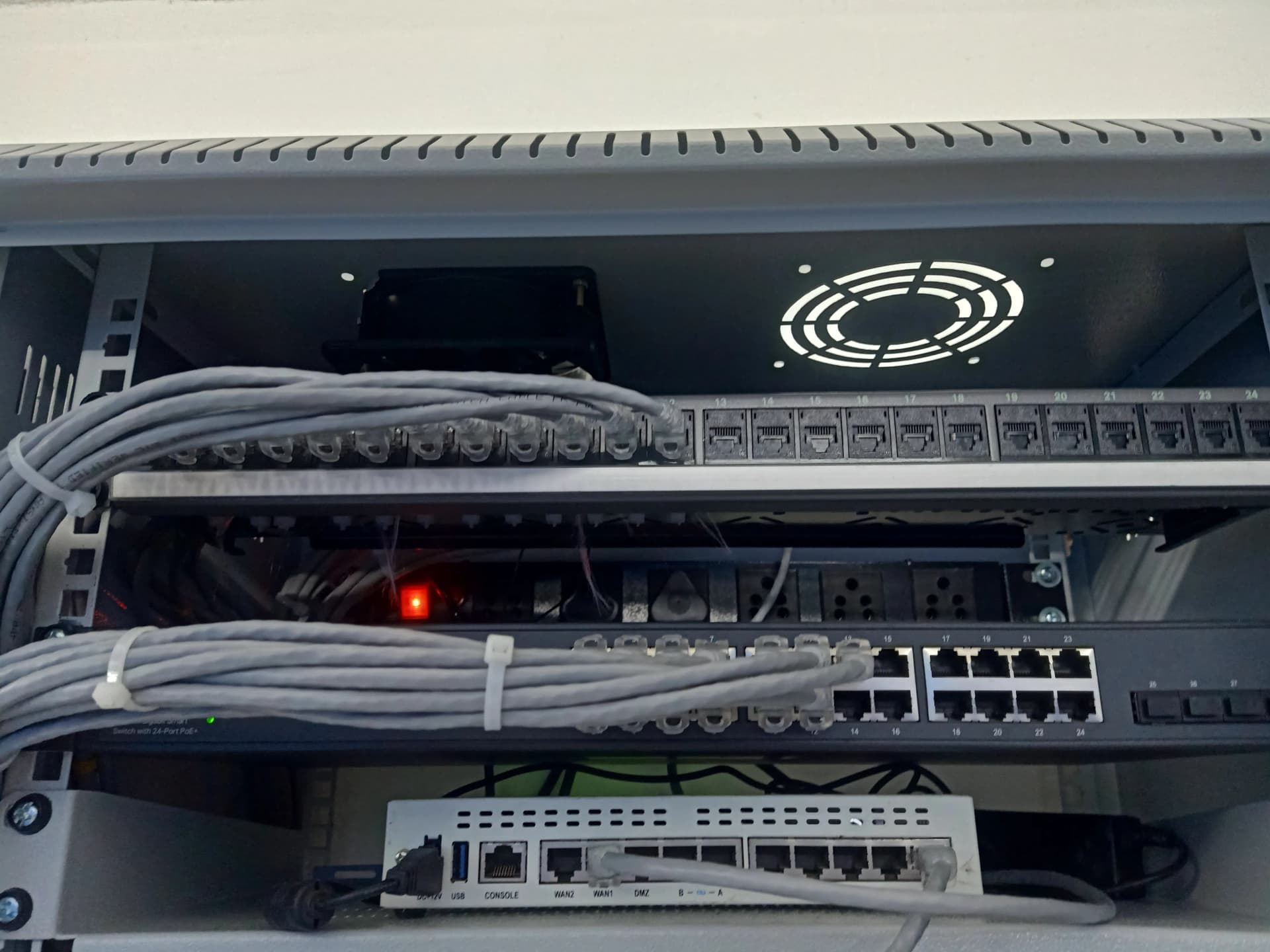 VMware VM No Network Access Sorunu Nasıl Çözülür? (2026)