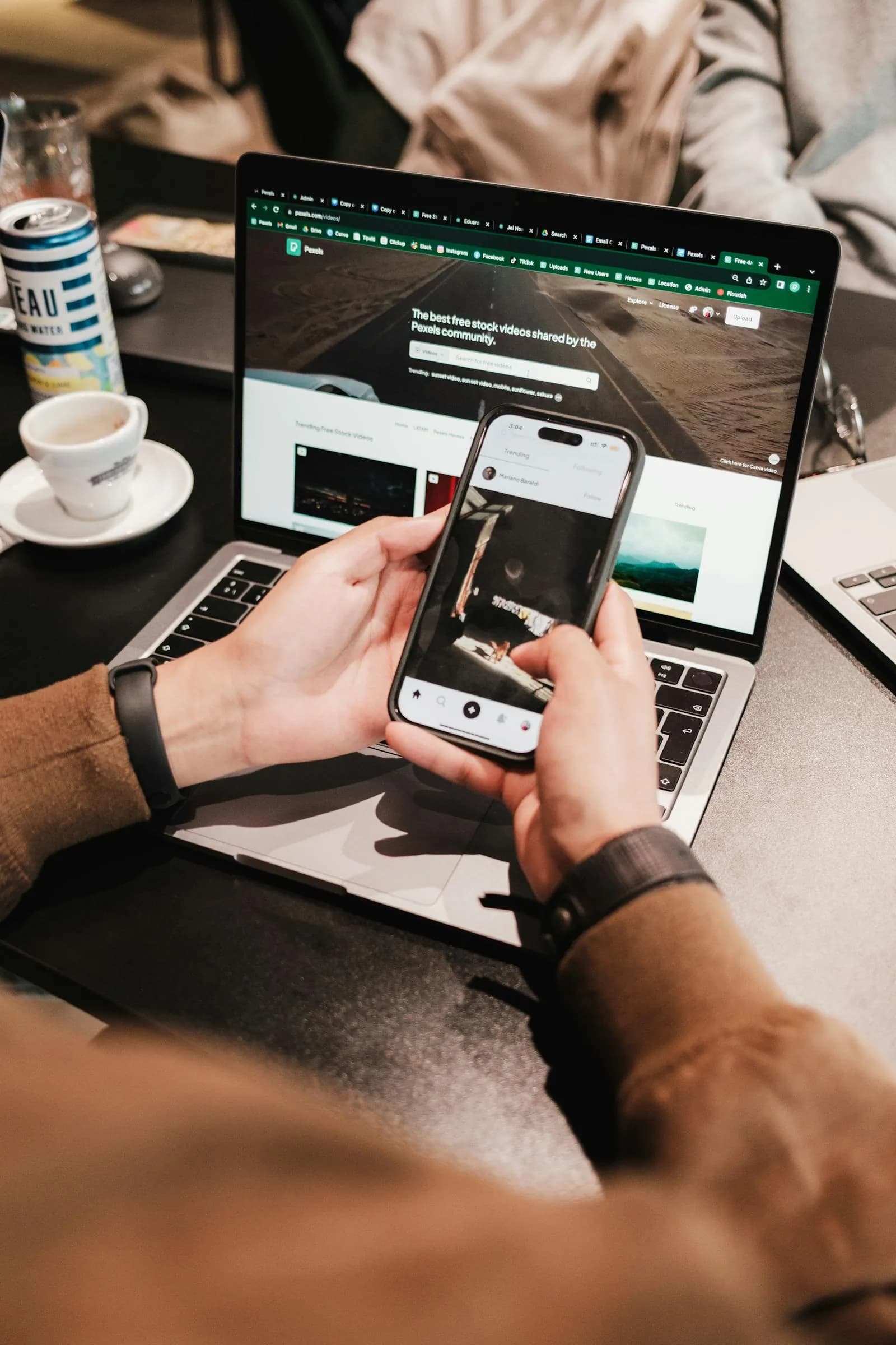 Quality assurance setup running website scenarios across multiple mobile devices