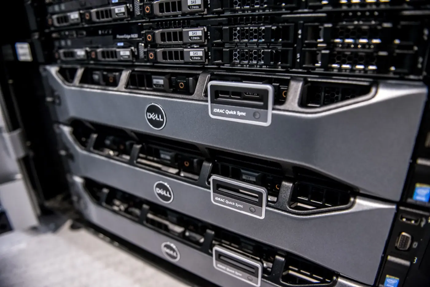 Dell PowerEdge Server Buying Guide (2026)